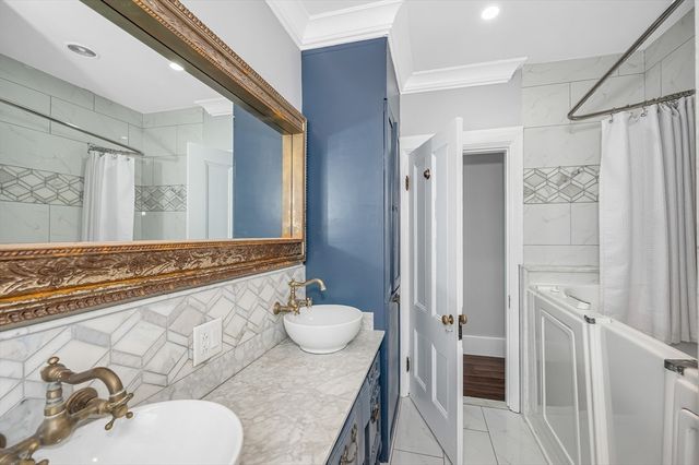 46 Bancroft Ave, Milford, MA 01757