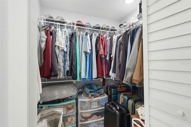 8015 28TH AVENUE N, St Petersburg, FL 33710