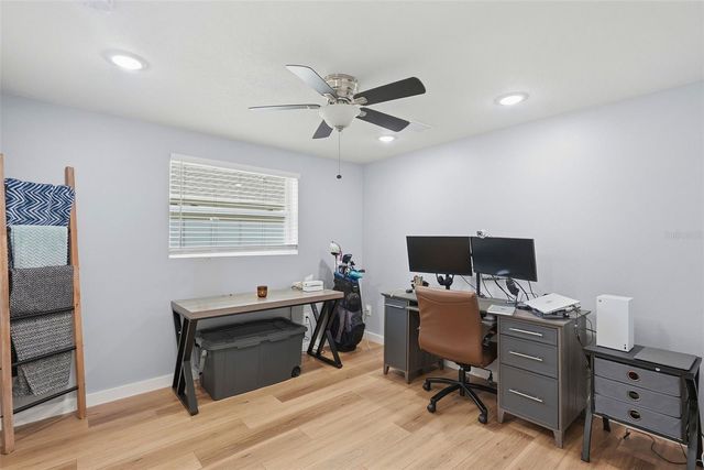 8015 28TH AVENUE N, St Petersburg, FL 33710