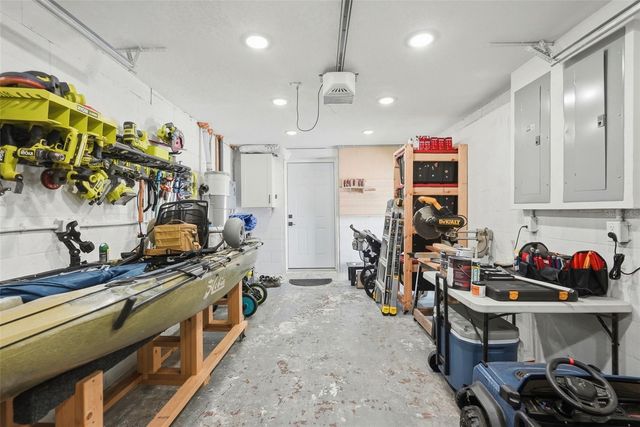 8015 28TH AVENUE N, St Petersburg, FL 33710