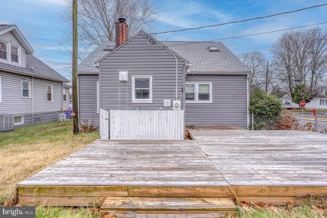 304 SECOND AVE, Harrington, DE 19952