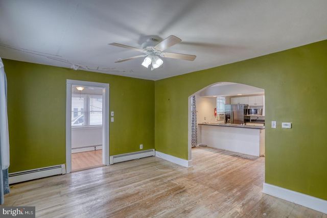 304 SECOND AVE, Harrington, DE 19952