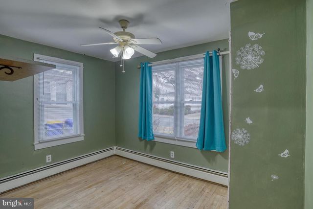 304 SECOND AVE, Harrington, DE 19952