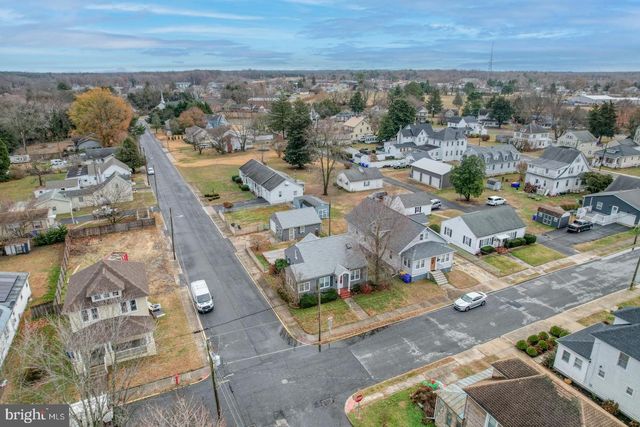 304 SECOND AVE, Harrington, DE 19952