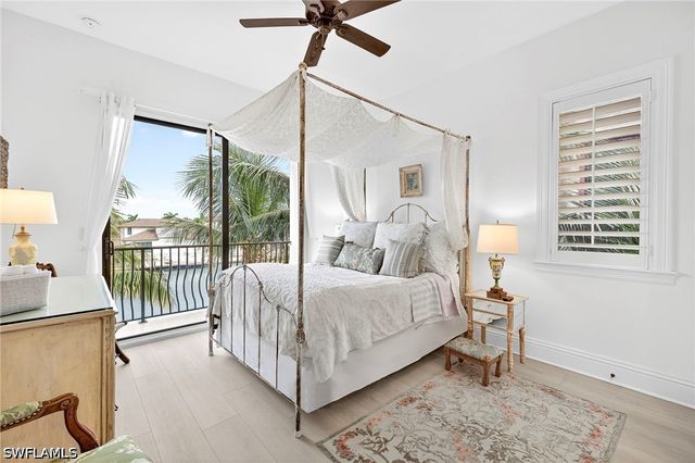 403 Seabee AVE, Naples, FL 34108