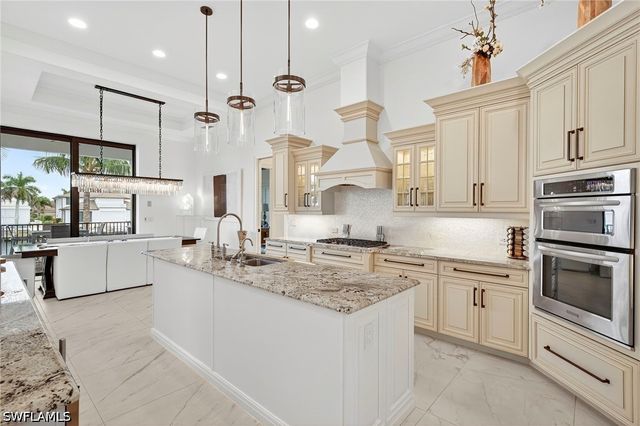 403 Seabee AVE, Naples, FL 34108