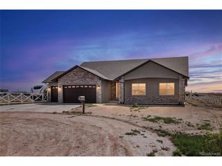 1180 N Saddle Ridge Ln, Pueblo, CO 81007