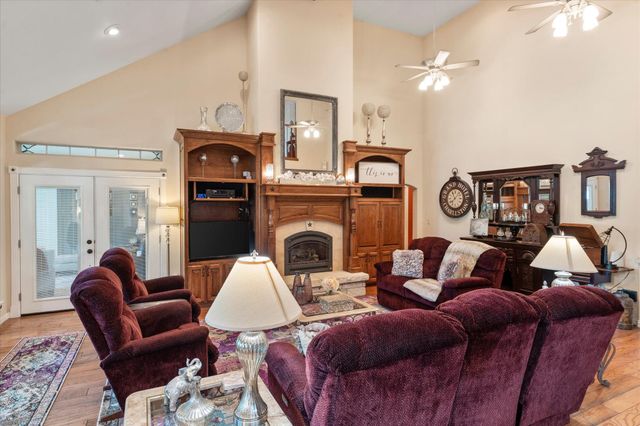 451 CR 2430, Pittsburg, TX 75686