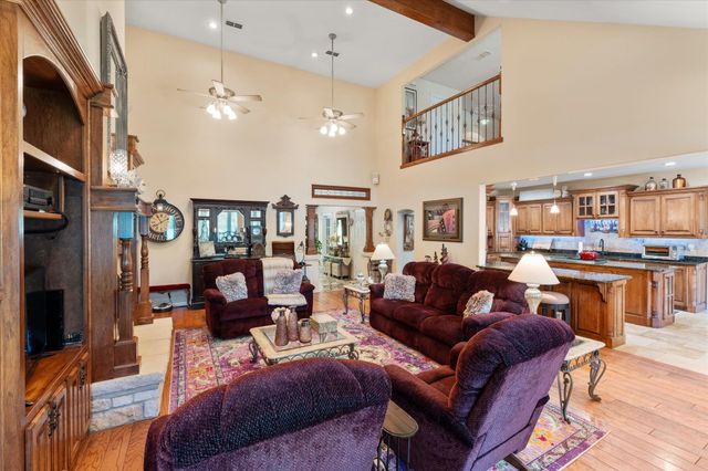 451 CR 2430, Pittsburg, TX 75686
