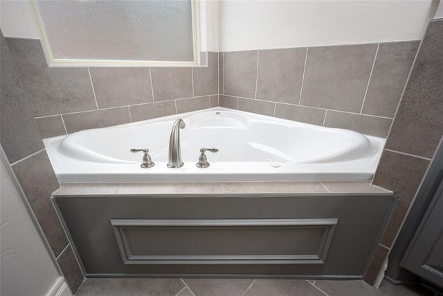 18644 Groveton Boulevard, Edmond, OK 73012