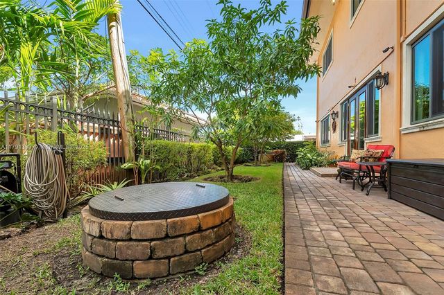 4251 SW 11th St, Miami, FL 33134