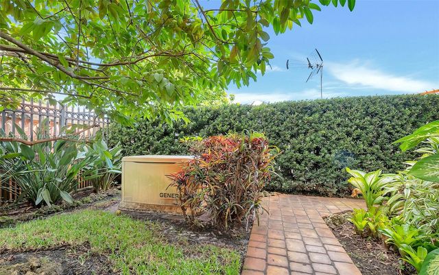 4251 SW 11th St, Miami, FL 33134