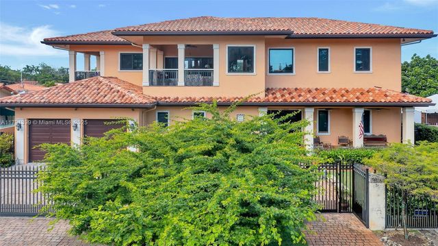 4251 SW 11th St, Miami, FL 33134