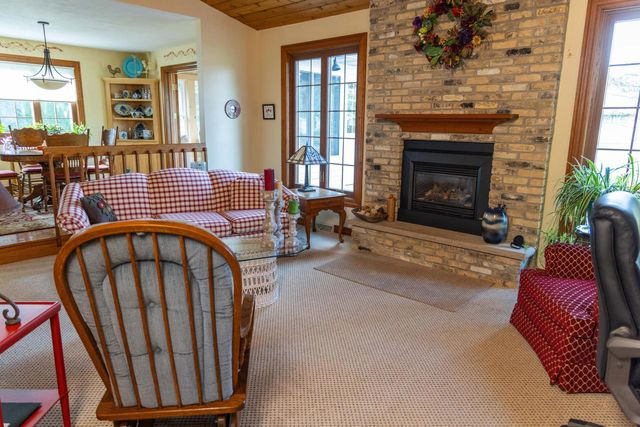 306 W Leonard STREET, Watertown, WI 53098