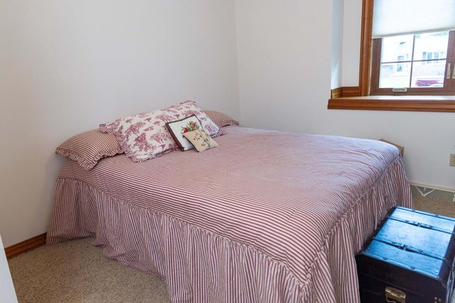 306 W Leonard STREET, Watertown, WI 53098