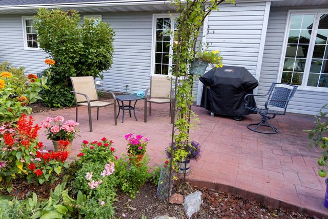 306 W Leonard STREET, Watertown, WI 53098