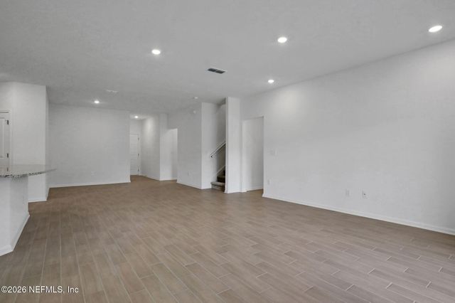 2764 LAUREL FALLS Drive, Green Cove Springs, FL 32043