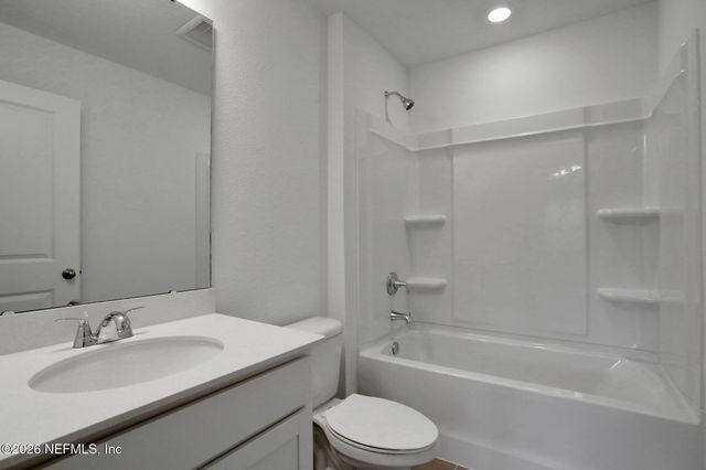2764 LAUREL FALLS Drive, Green Cove Springs, FL 32043