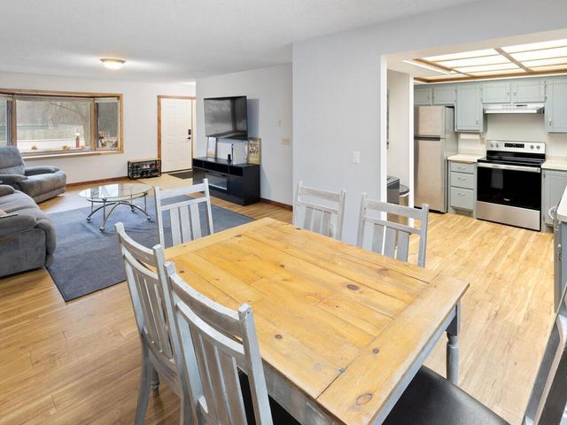 509 Heritage Blvd NW, Isanti, MN 55040