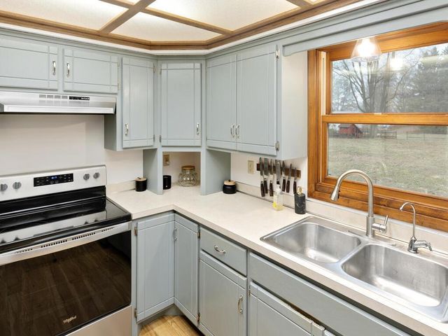 509 Heritage Blvd NW, Isanti, MN 55040