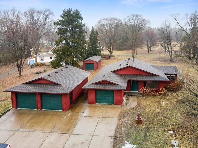 509 Heritage Blvd NW, Isanti, MN 55040