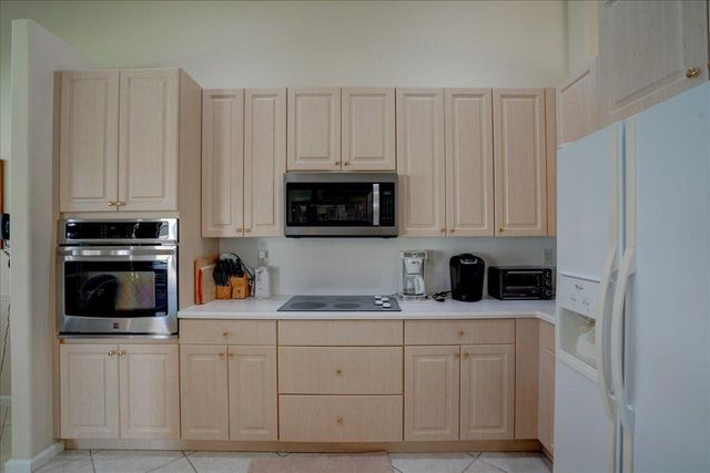 15323 Fiorenza Circle, Delray Beach, FL 33446