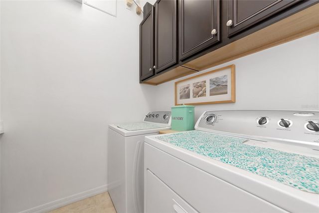 1484 DORGALI DRIVE, Sarasota, FL 34238