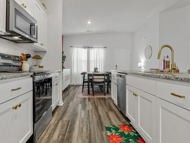 12062 Lansbury Drive, Inman, SC 29349