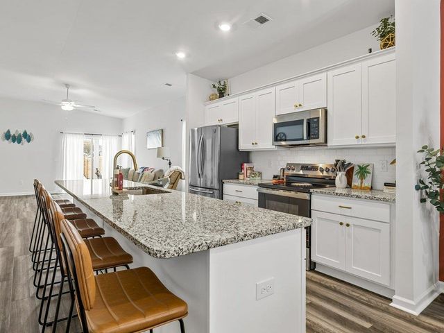 12062 Lansbury Drive, Inman, SC 29349