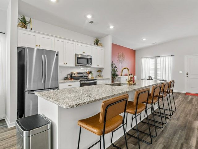 12062 Lansbury Drive, Inman, SC 29349