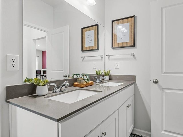 12062 Lansbury Drive, Inman, SC 29349