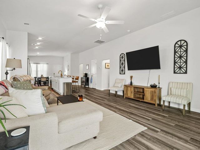 12062 Lansbury Drive, Inman, SC 29349