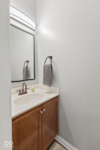 7154 Bruin Drive, Indianapolis, IN 46237