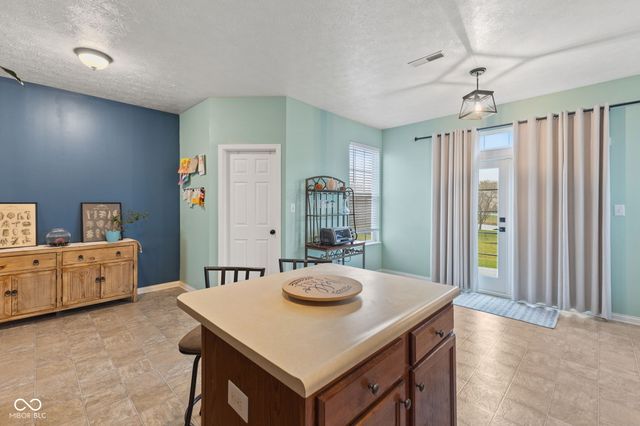 7154 Bruin Drive, Indianapolis, IN 46237