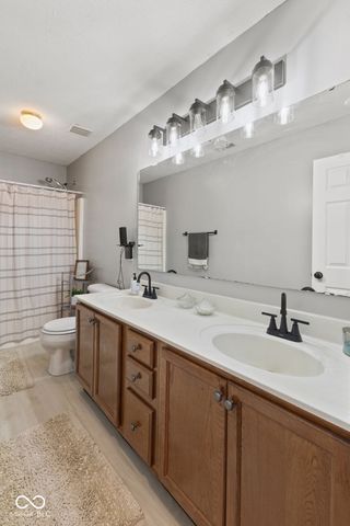 7154 Bruin Drive, Indianapolis, IN 46237