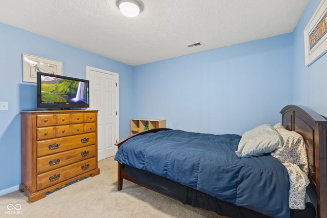 7154 Bruin Drive, Indianapolis, IN 46237