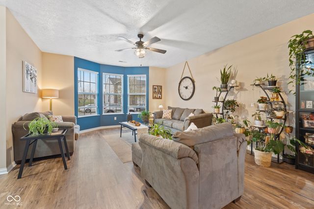 7154 Bruin Drive, Indianapolis, IN 46237