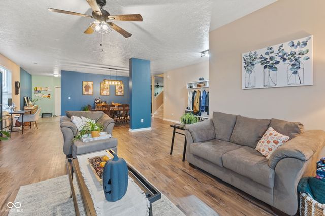 7154 Bruin Drive, Indianapolis, IN 46237