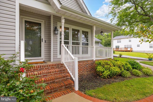 9 TALLY HO DR, Fredericksburg, VA 22405