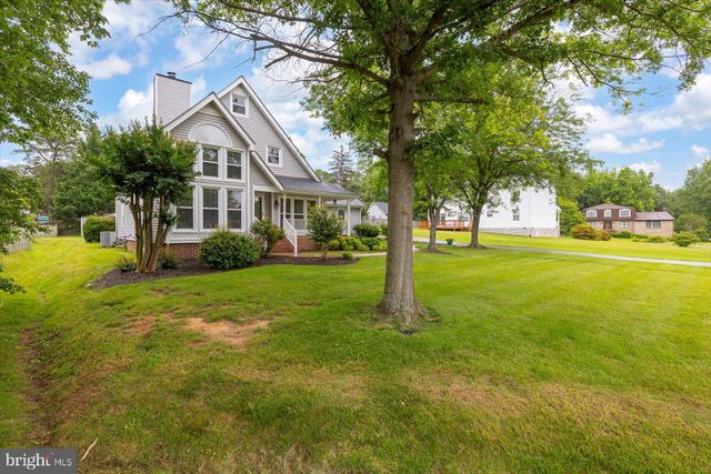 9 TALLY HO DR, Fredericksburg, VA 22405
