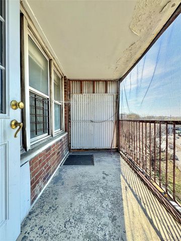 8616 60th Avenue Unit 5K, Elmhurst, NY 11373