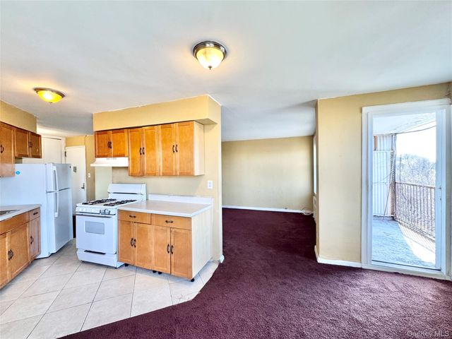 8616 60th Avenue Unit 5K, Elmhurst, NY 11373