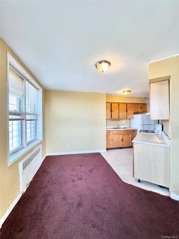 8616 60th Avenue Unit 5K, Elmhurst, NY 11373