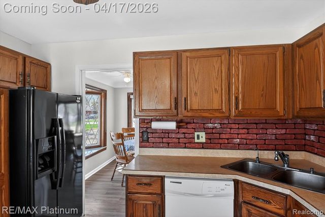 24270 Melody Lane, Taylor, MI 48180