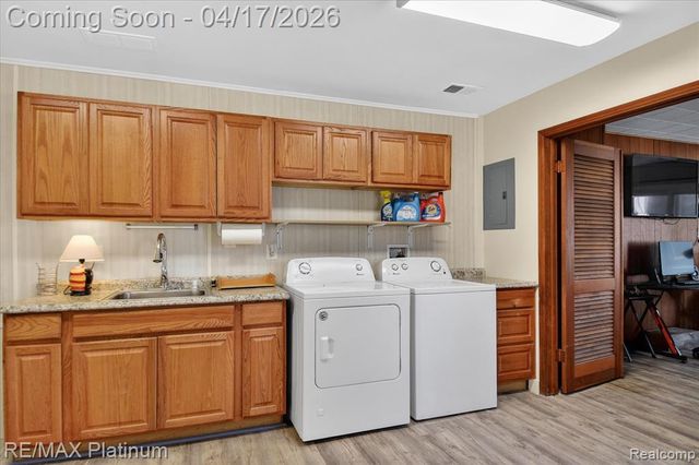 24270 Melody Lane, Taylor, MI 48180