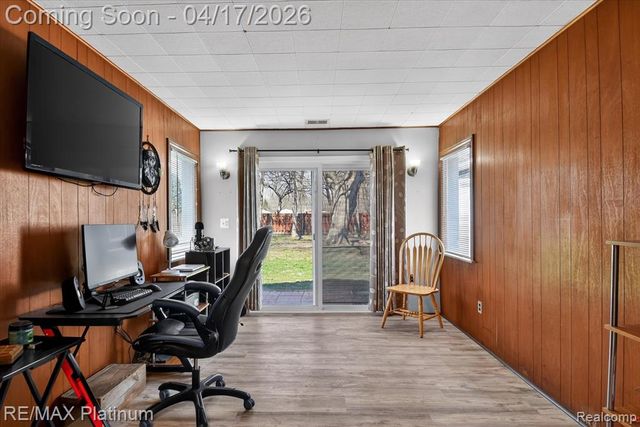 24270 Melody Lane, Taylor, MI 48180