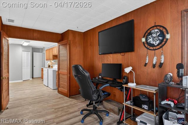 24270 Melody Lane, Taylor, MI 48180