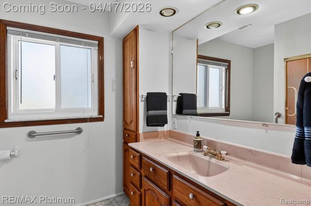 24270 Melody Lane, Taylor, MI 48180