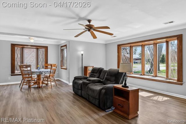 24270 Melody Lane, Taylor, MI 48180