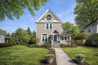 519 Madison STREET, Lake Geneva, WI 53147